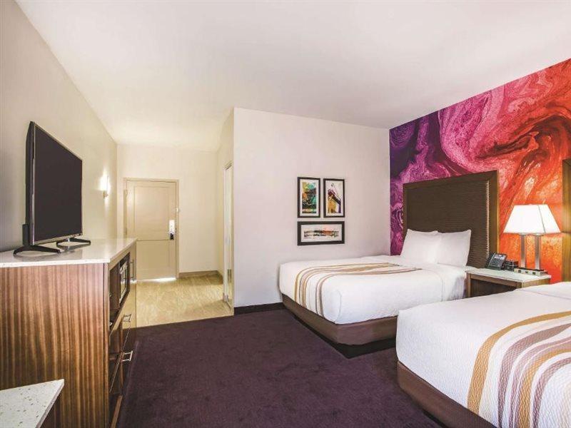 Hotel La Quinta By Wyndham Chambersburg Esterno foto