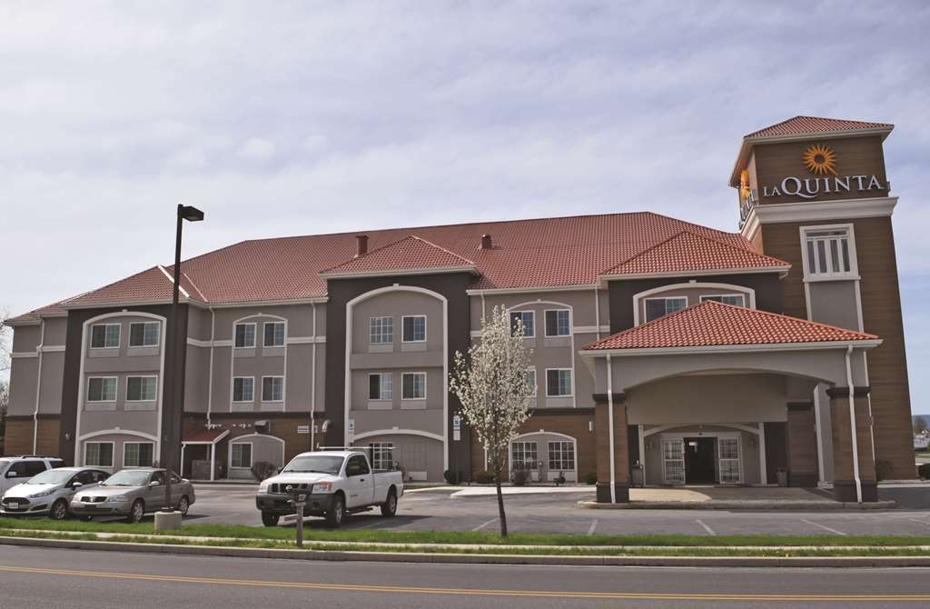 Hotel La Quinta By Wyndham Chambersburg Esterno foto